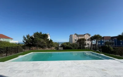 7 Reasons to Install a Pool Fence for Your Family
